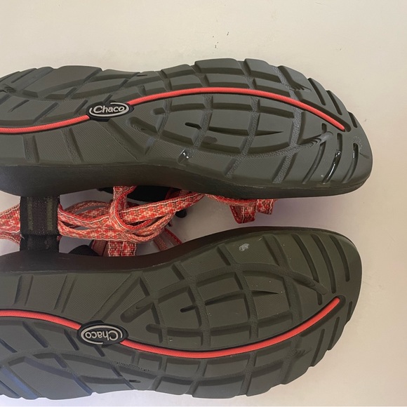 Chacos - Picture 3 of 4